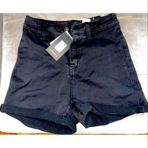 Size 7 shorts, see pictures and tags. Brand new never awoken
